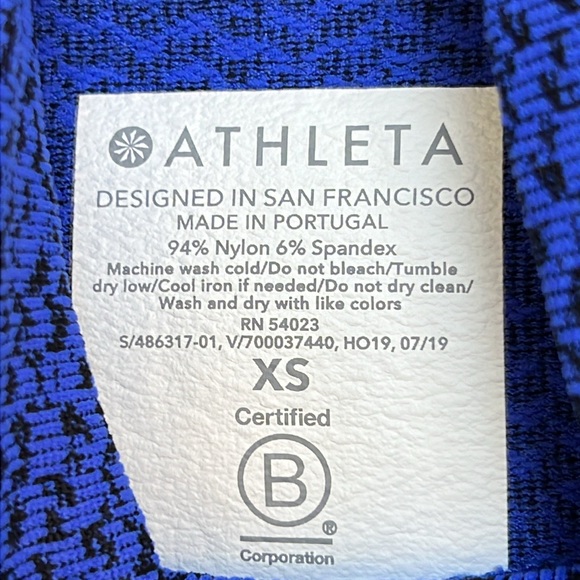 Athleta Flurry Peak Turtleneck Tanzanite Blue/Black Size XS - Picture 3 of 11